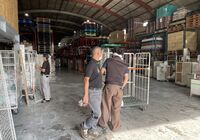 施工　倉庫作業1